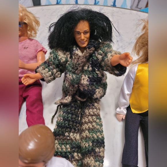 Mattel Dolls - Picture 6 of 8